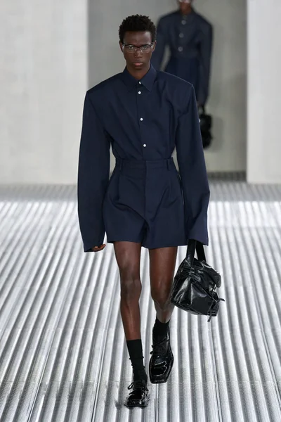 Look 34